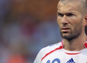 开云体育APP下载-疆场对决映照绿茵烽火，新疆决胜广厦，如西甲德比般荡气回肠