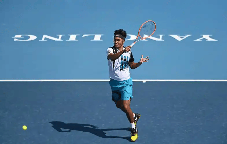 日本网球队险胜西班牙网球队,穆雷三分雨点燃全场 日本网球队险胜西班牙网球队,穆雷三分雨点燃全场