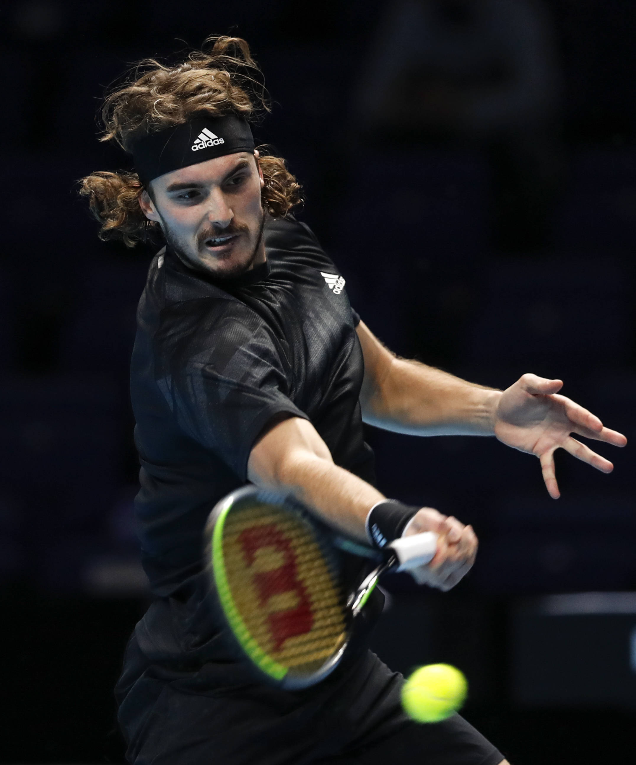 关于法国网球队强势世界网球队，西西帕斯制霸全场的信息