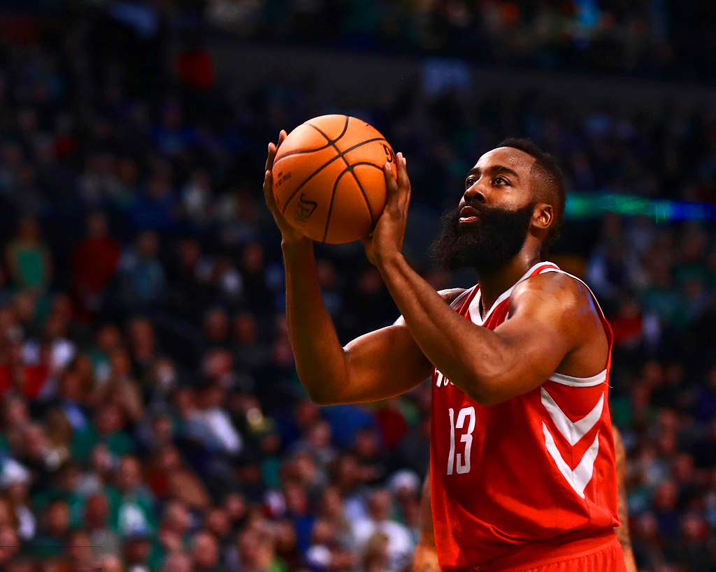 火箭翻盘步行者，萨姆·米切尔惊艳世界