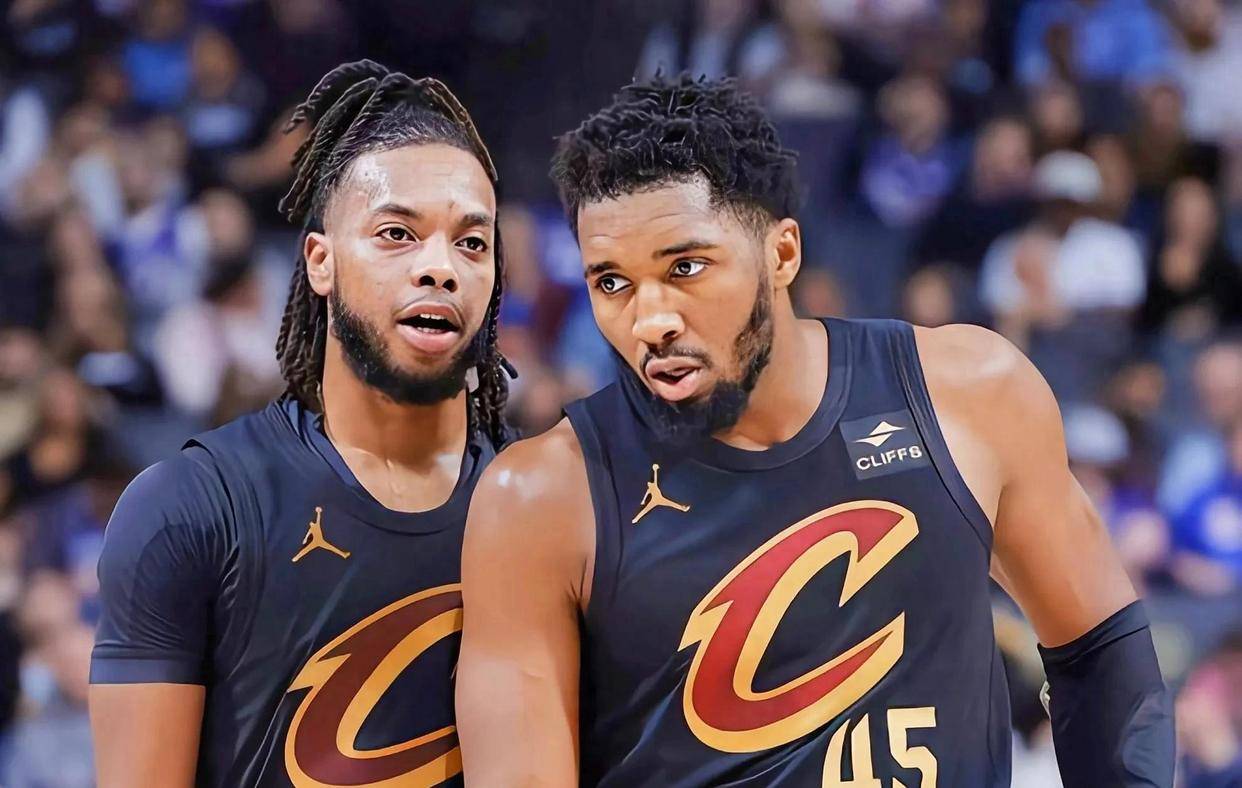 火箭翻盘步行者，萨姆·米切尔惊艳世界