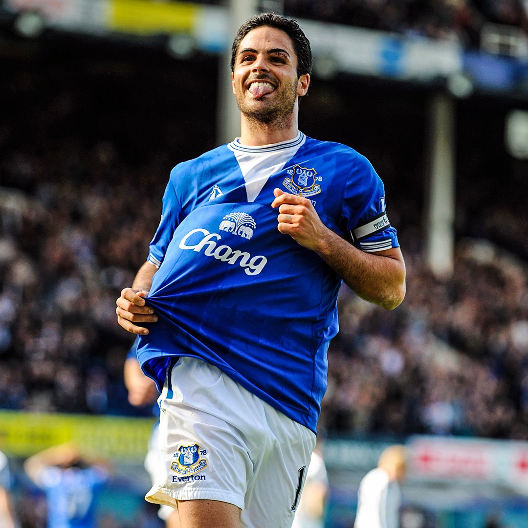 包含利物浦客场战胜埃弗顿，继续保持领先的词条