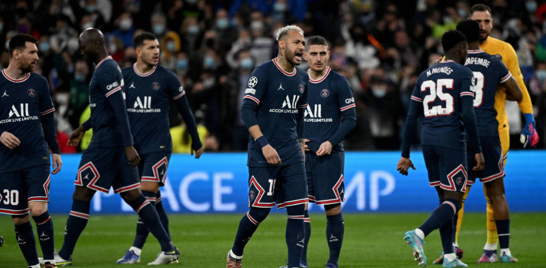 包含巴黎圣日耳曼主场轻取图卢兹，继续领跑法甲的词条