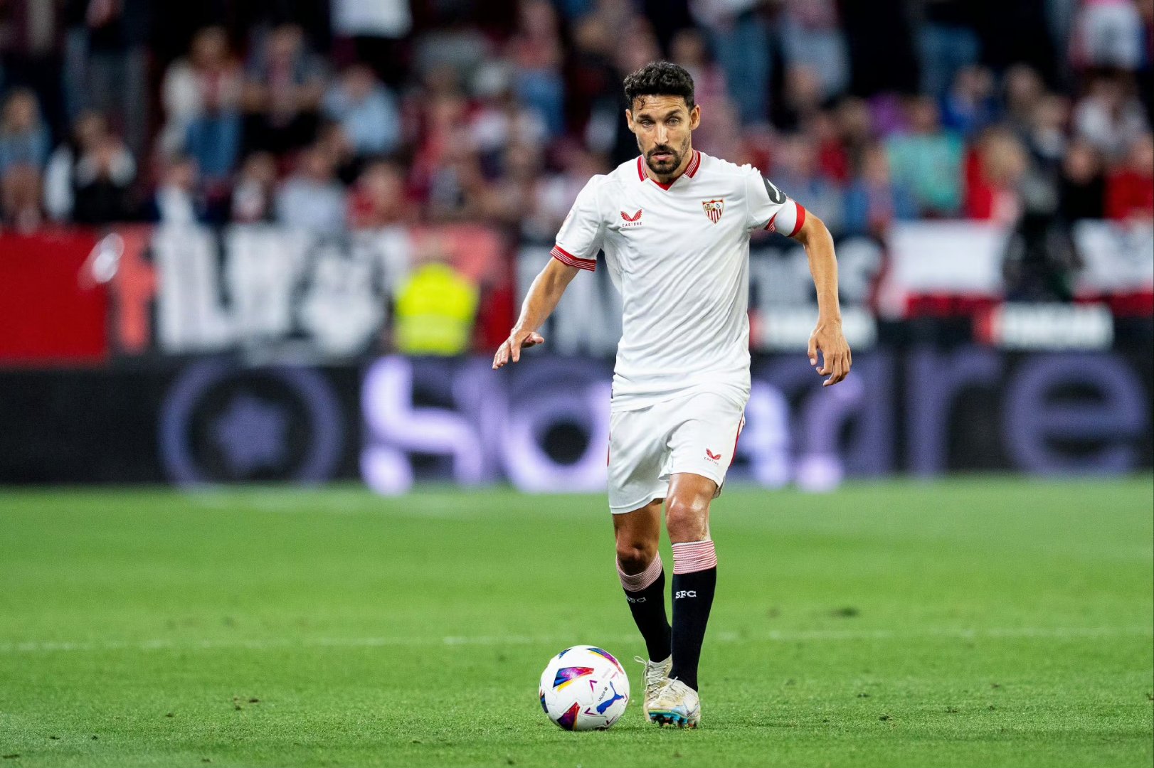 包含塞维利亚客场大胜，淘汰赛希望大增的词条