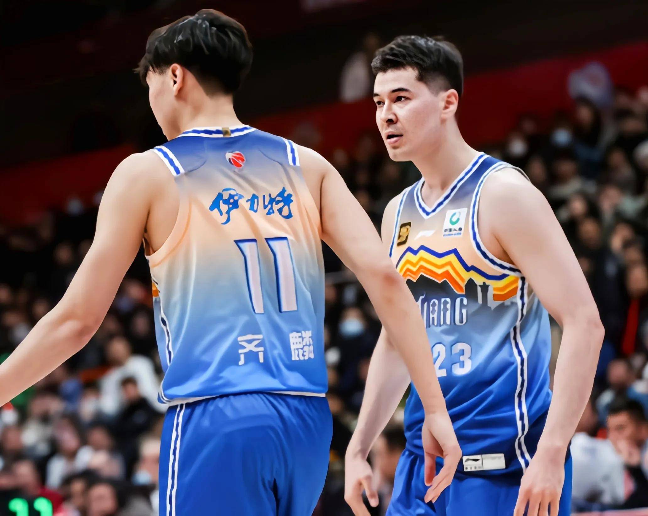 关于上海队险胜天津队，王哲林关键制胜的信息